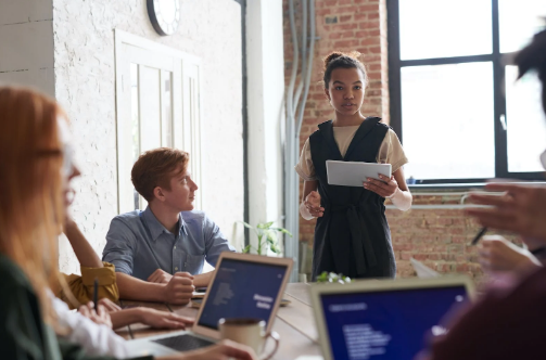 售前外包什么意思