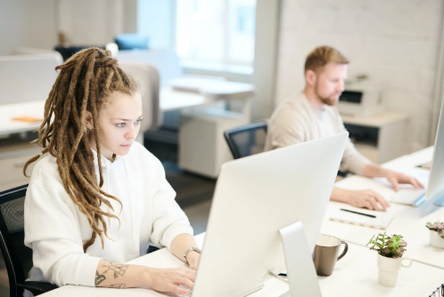 外包客服有什么好处