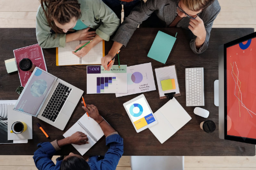 电商客服外包签合同要注意什么