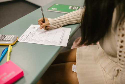 阿里巴巴客服考试题及答案