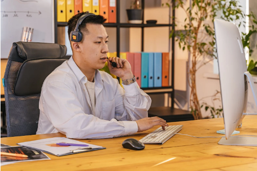 做淘宝客服学什么专业知识