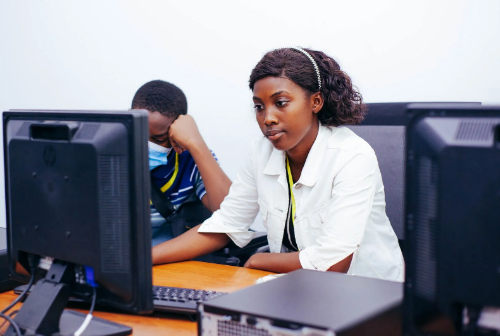 拼多多店铺客服需要培训吗