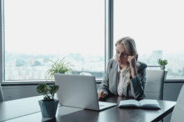 天猫客服必备电话沟通技巧与话术